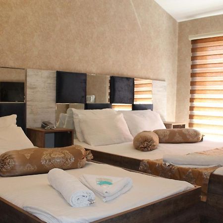 East House Hotel Баку Екстериор снимка