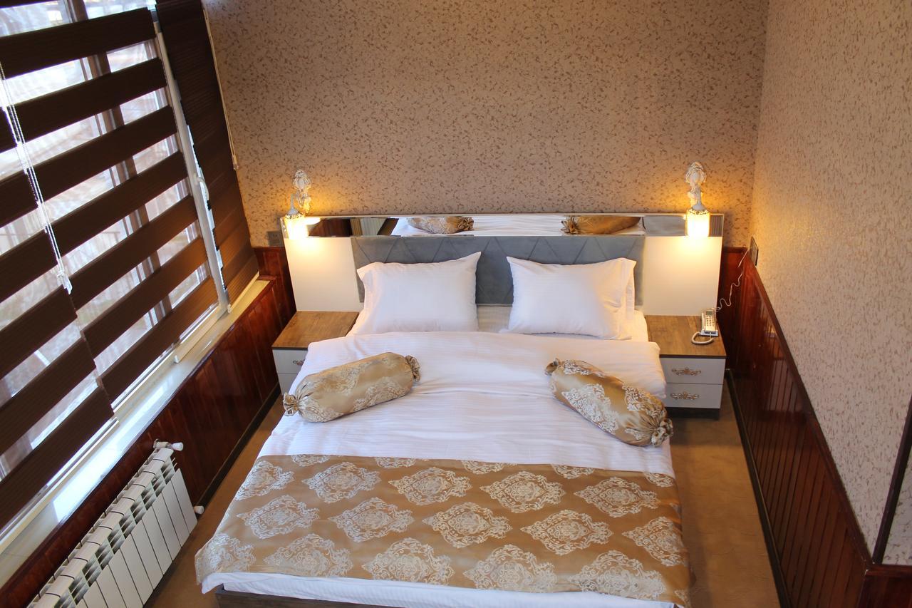 East House Hotel Баку Екстериор снимка